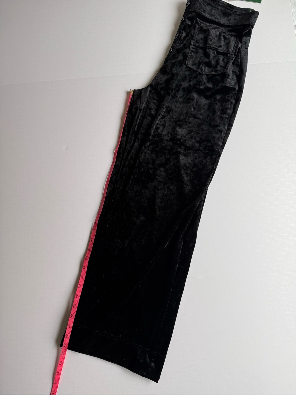 Halara NWT Black velvet wide leg trousers with front pockets and button detail. - Picture 8 of 14
